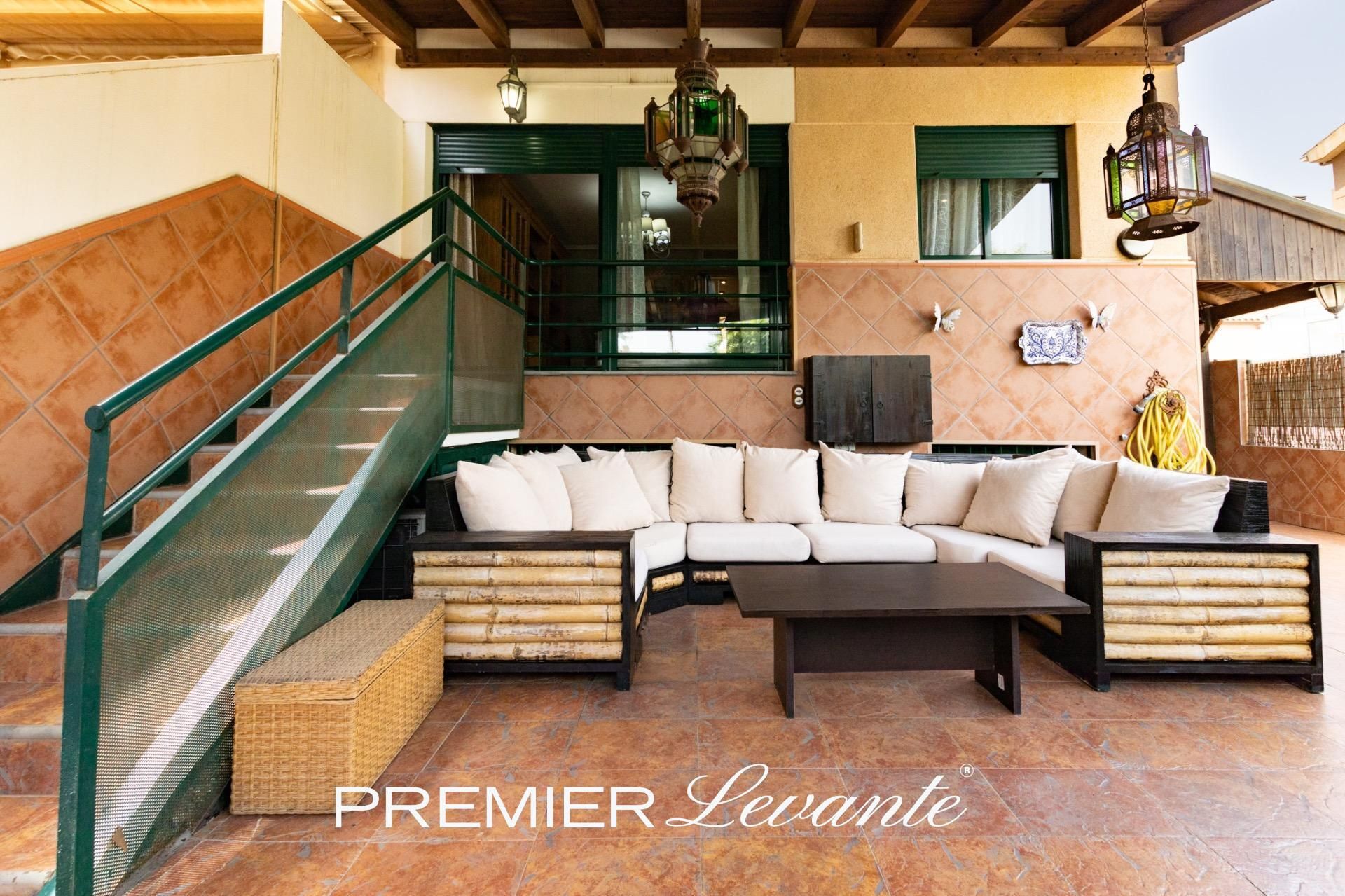 Casa adosada en venta en Calle ENRIC VALOR, Alicante Golf, Playa de San Juan - El Cabo de las Huertas, Alicante / Alacant