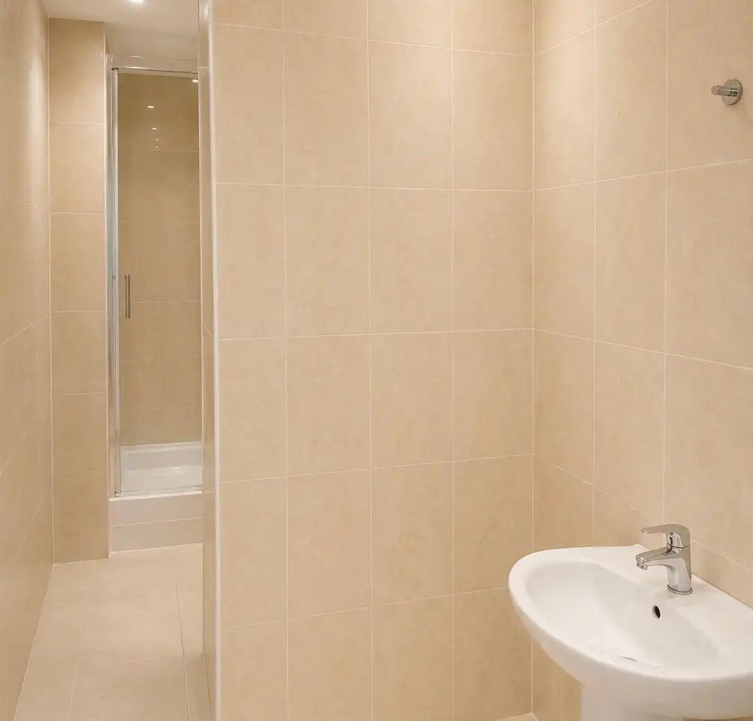 Bathroom of Flat for sale in Cornellà de Llobregat  with Furnished