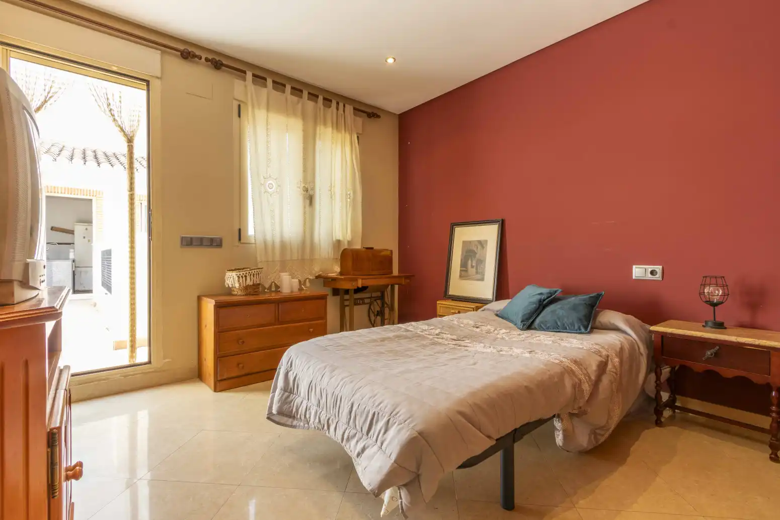 Habitación de Casa o chalet en venta en Rafelbuñol / Rafelbunyol con Trastero y Balcón