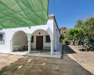 Vista exterior de Finca rústica en venda en Alhama de Almería amb Jardí privat, Terrassa i Piscina