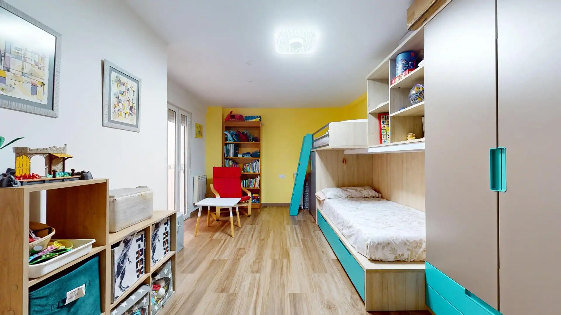 Bedroom of Flat for sale in Elche / Elx  with Air Conditioner and Balcony