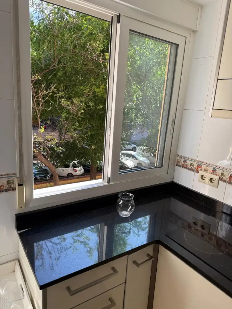 Cocina de Piso en venta en Valencia con Aire acondicionado, Horno y Balcón