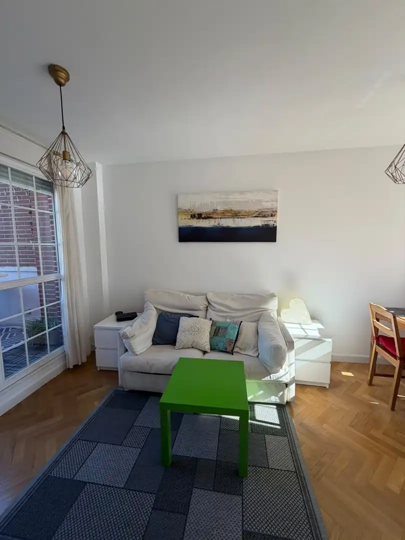 Wohnung zur Miete in Calle MARQUES DE VIANA, Valdeacederas