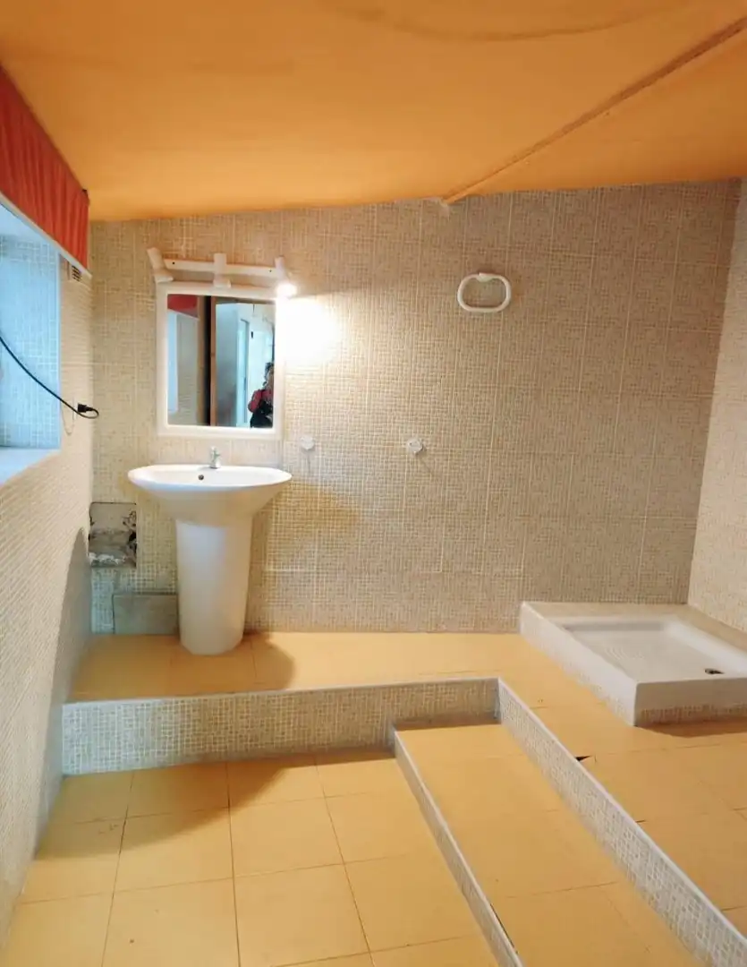 Bathroom of Houses for sale in Castellón de la Plana / Castelló de la Plana  with Air Conditioner, Private garden and Terrace