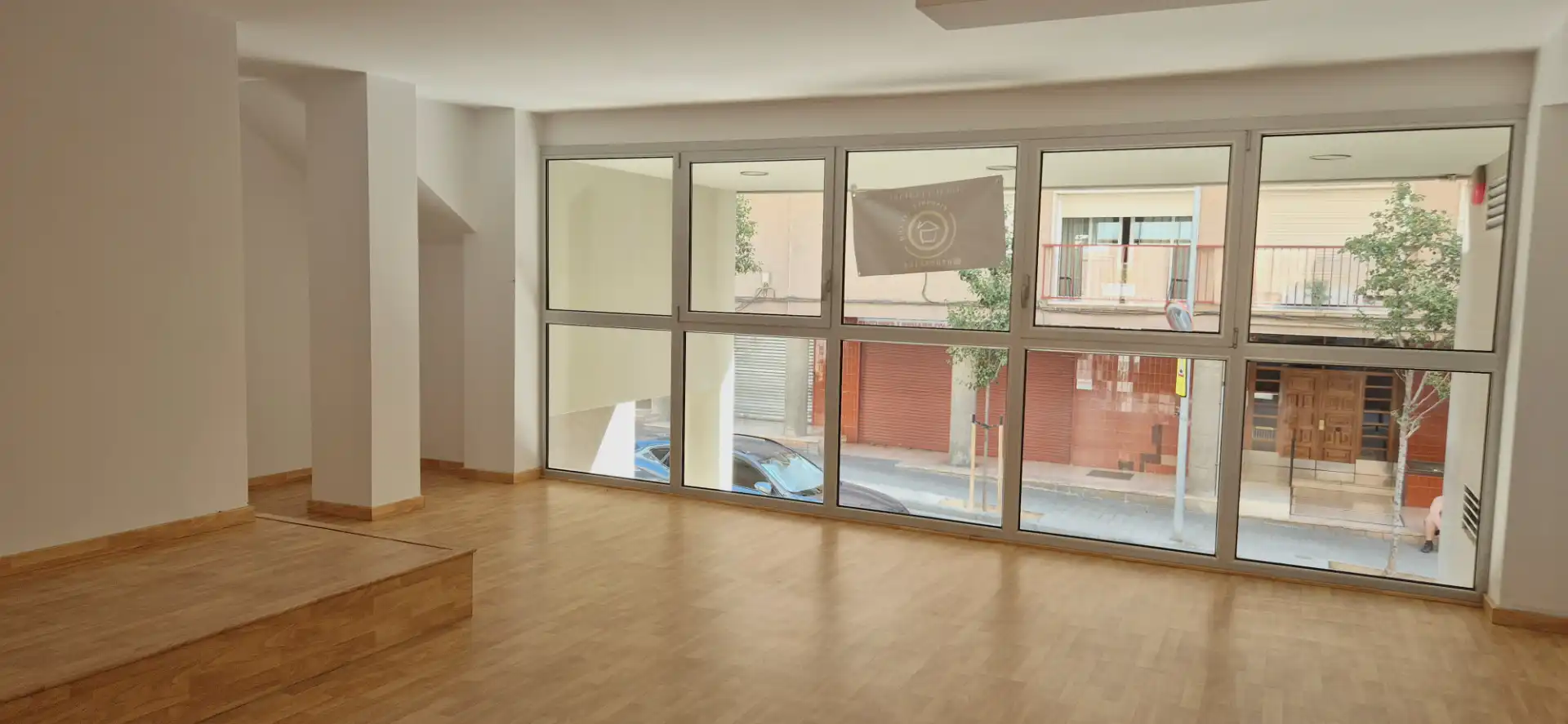 Geschaftsraum zum Verkauf in Esplugues de Llobregat