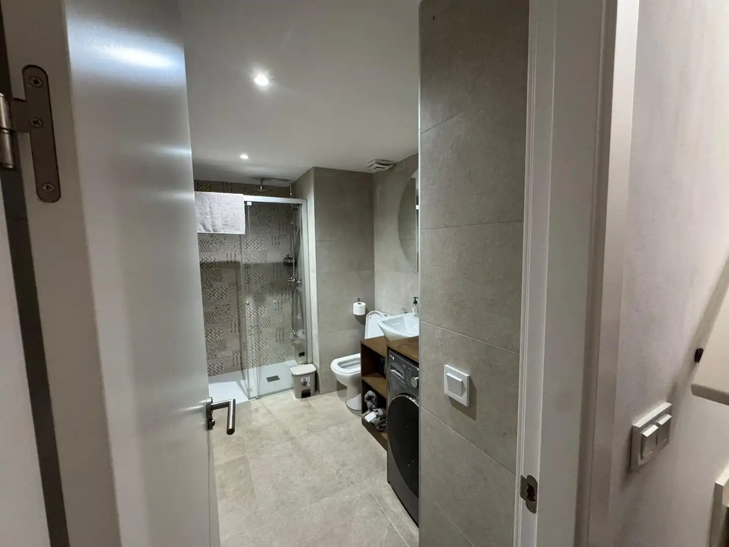 Bathroom of Duplexes for rent in Cádiz