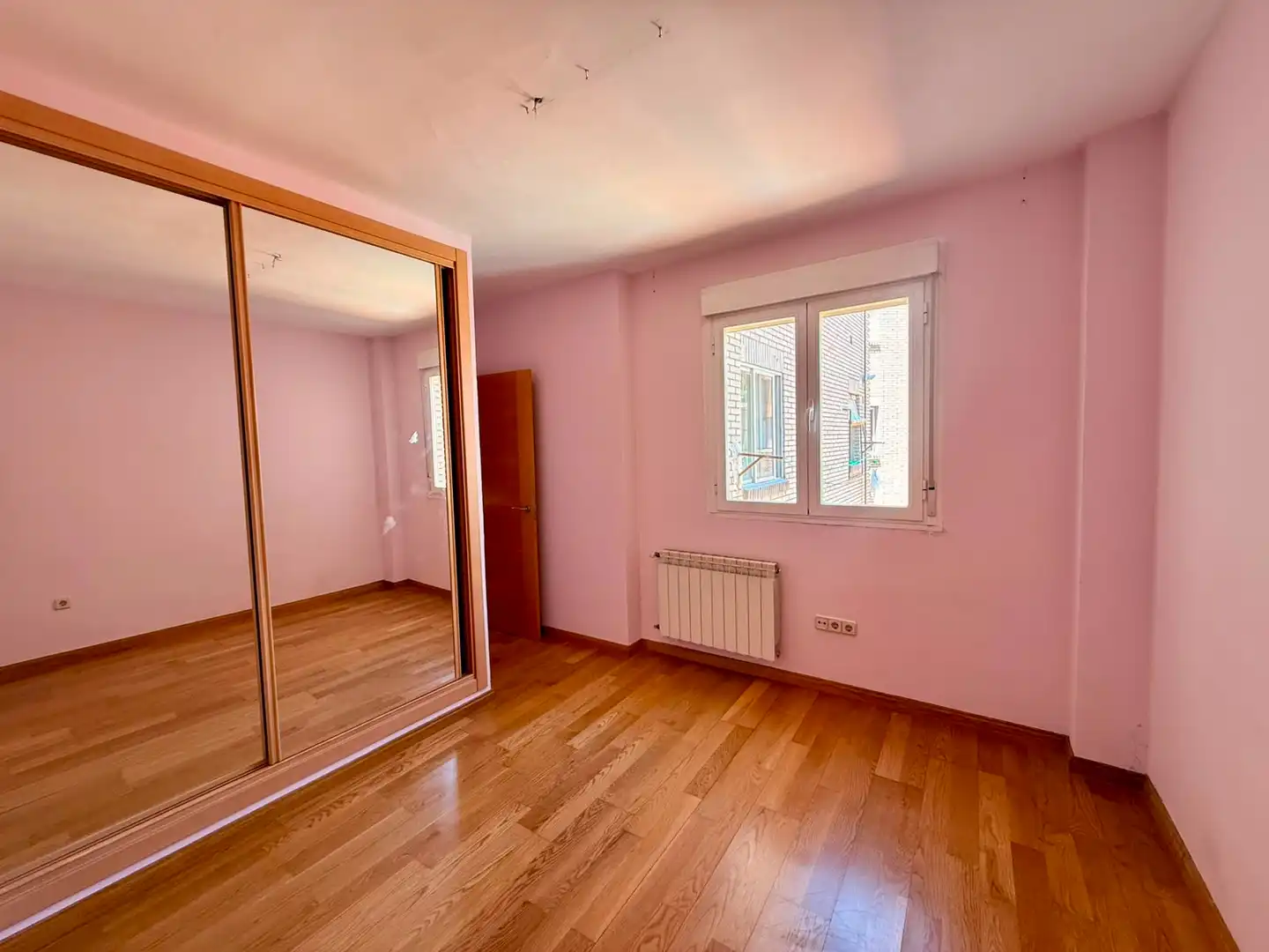 Habitación de Piso en venta en Madrid con Aire acondicionado, Calefacción y Horno