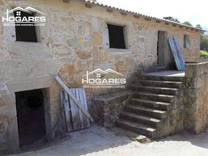 Vista exterior de Casa o xalet en venda en Oia amb Calefacció