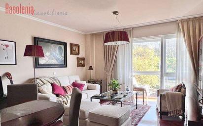 Living room of Duplex for sale in Santiago de Compostela 