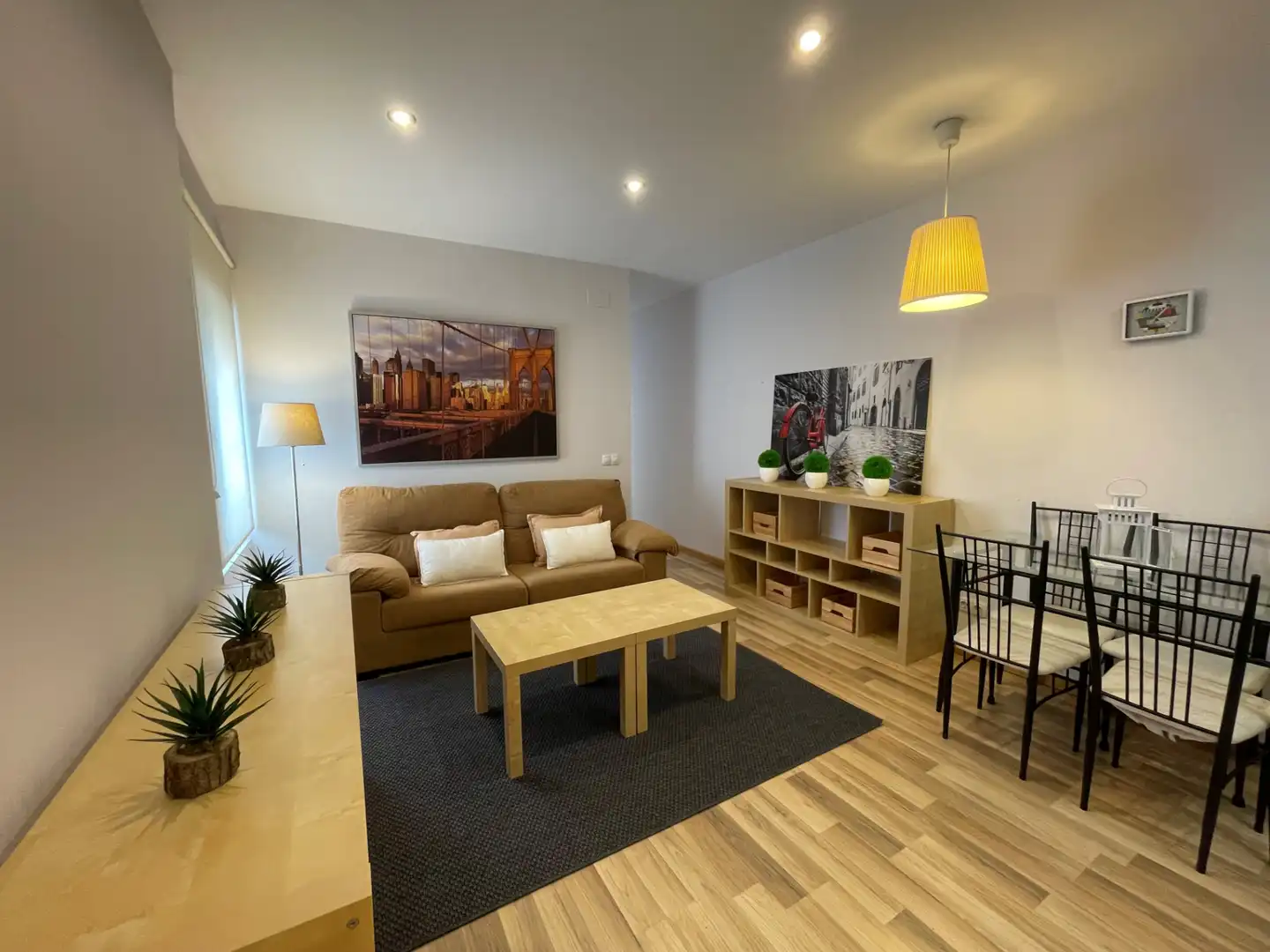 Wohnzimmer von Wohnungen zur Miete in León Capital  mit Heizung, Möbliert und Ofen