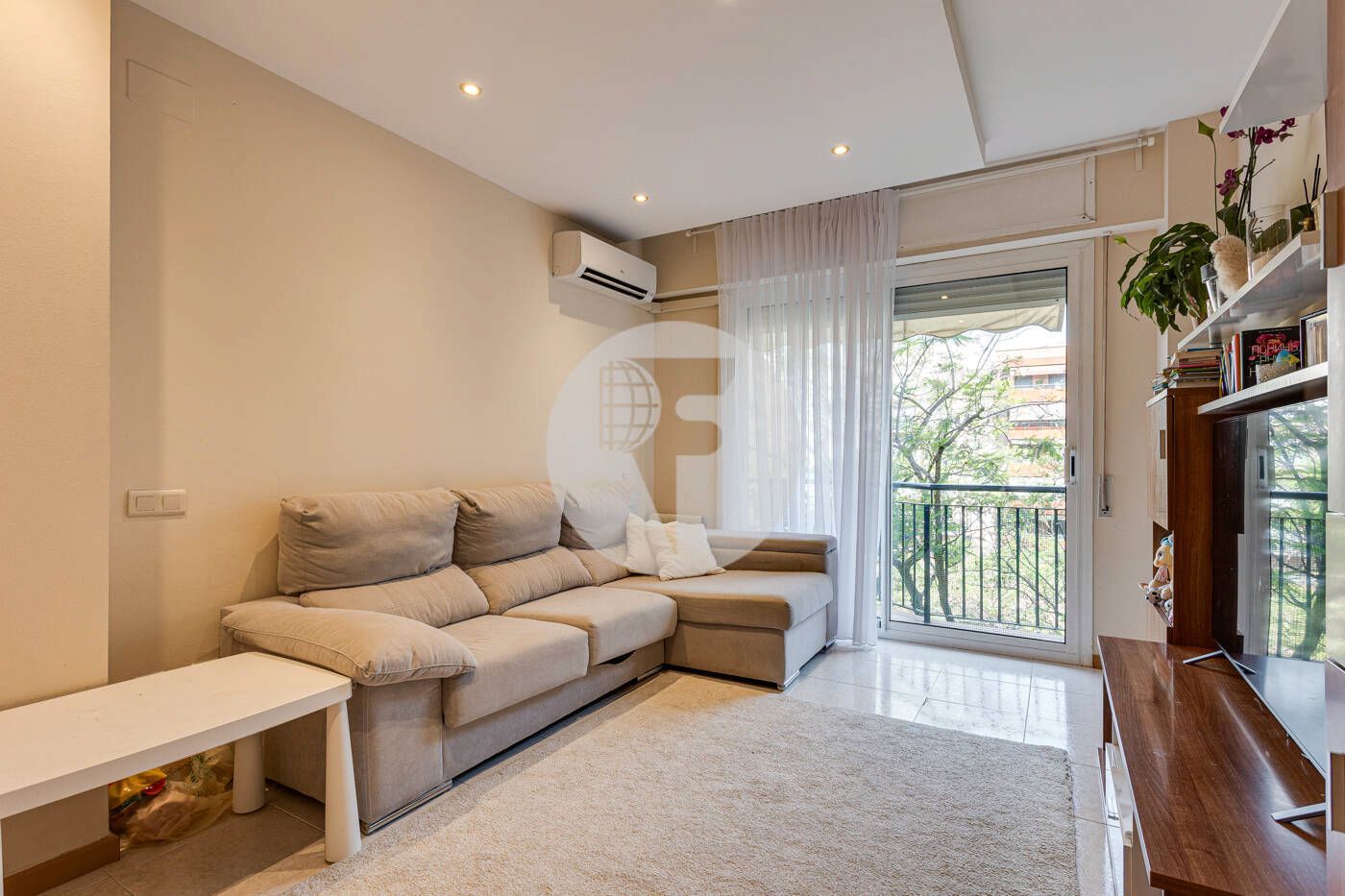 Sala d'estar de Pis en venda en  Barcelona Capital amb Aire condicionat, Calefacció i Balcó