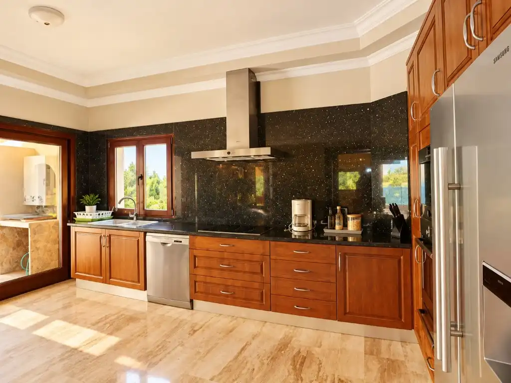 Cocina de Casa o chalet de alquiler en El Toro con Aire acondicionado, Jardín privado y Terraza