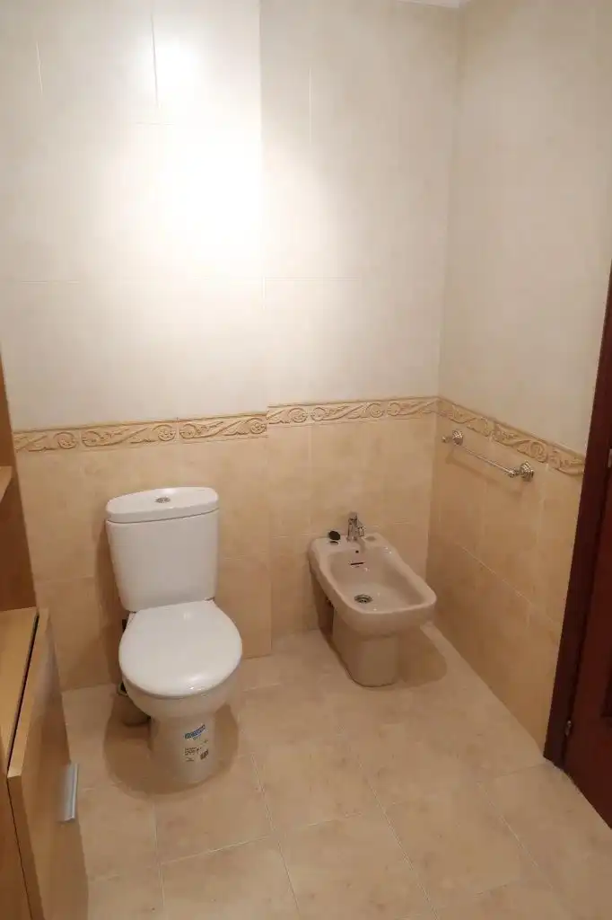 Bathroom of Flat for rent in A Coruña Capital   with Heating and Furnished