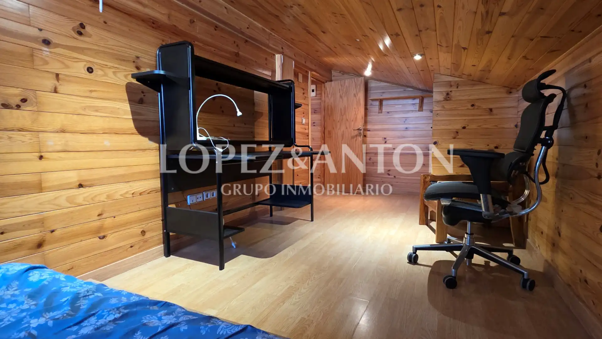 Houses for sale in L'Eliana  with Air Conditioner, Heating and Private garden