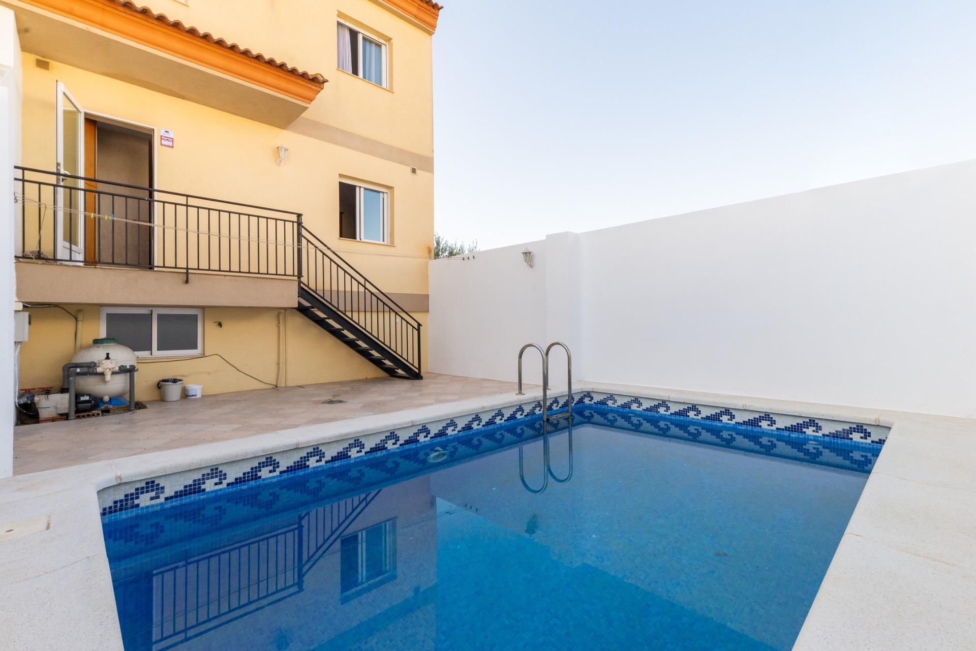 Swimming pool of Single-family semi-detached for sale in Cijuela  with Terrace, Swimming Pool and Alarm