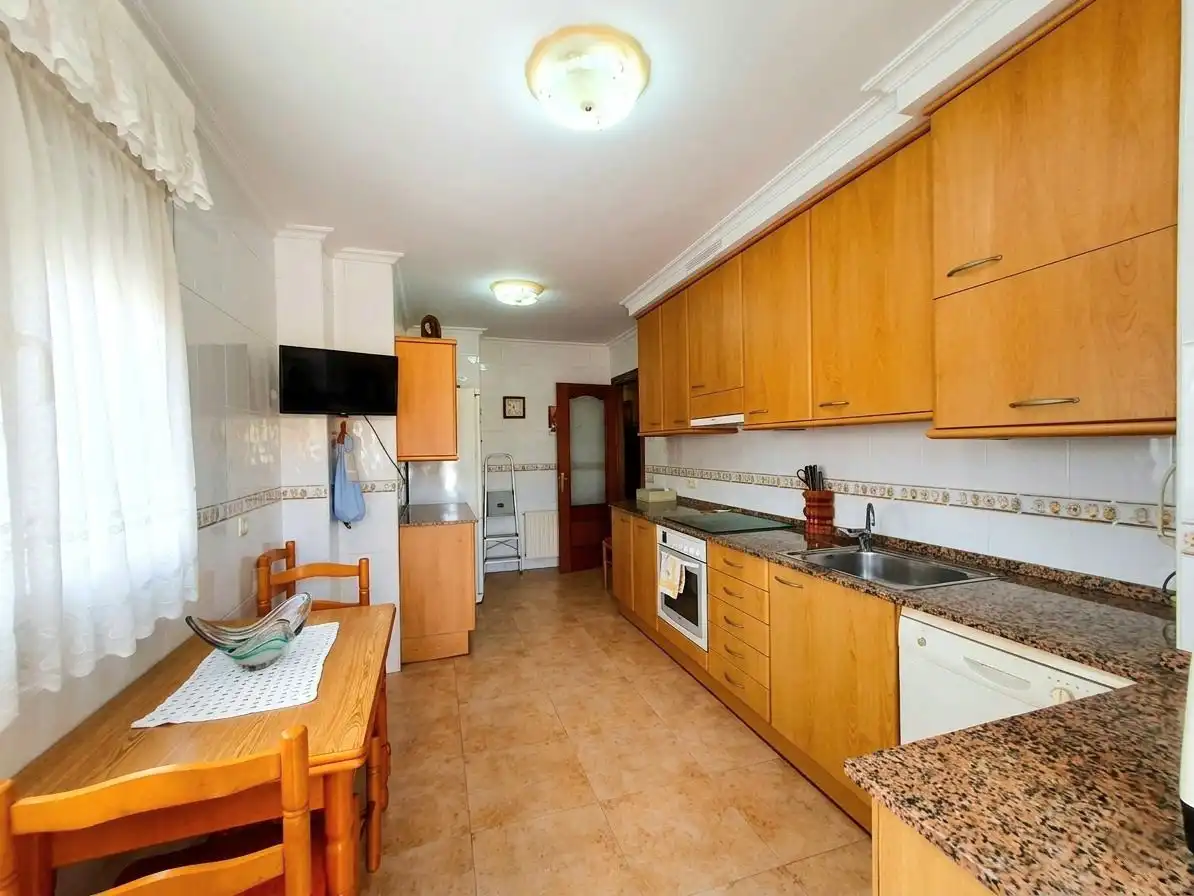 Küche von Wohnung zum Verkauf in Grado mit Heizung, Terrasse und Abstellraum