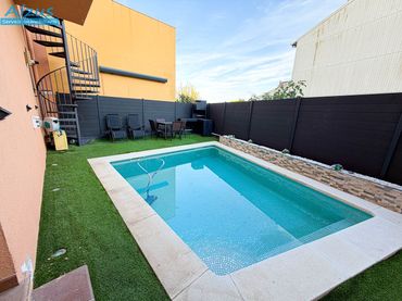 Casa con balcón en venta en Torelló