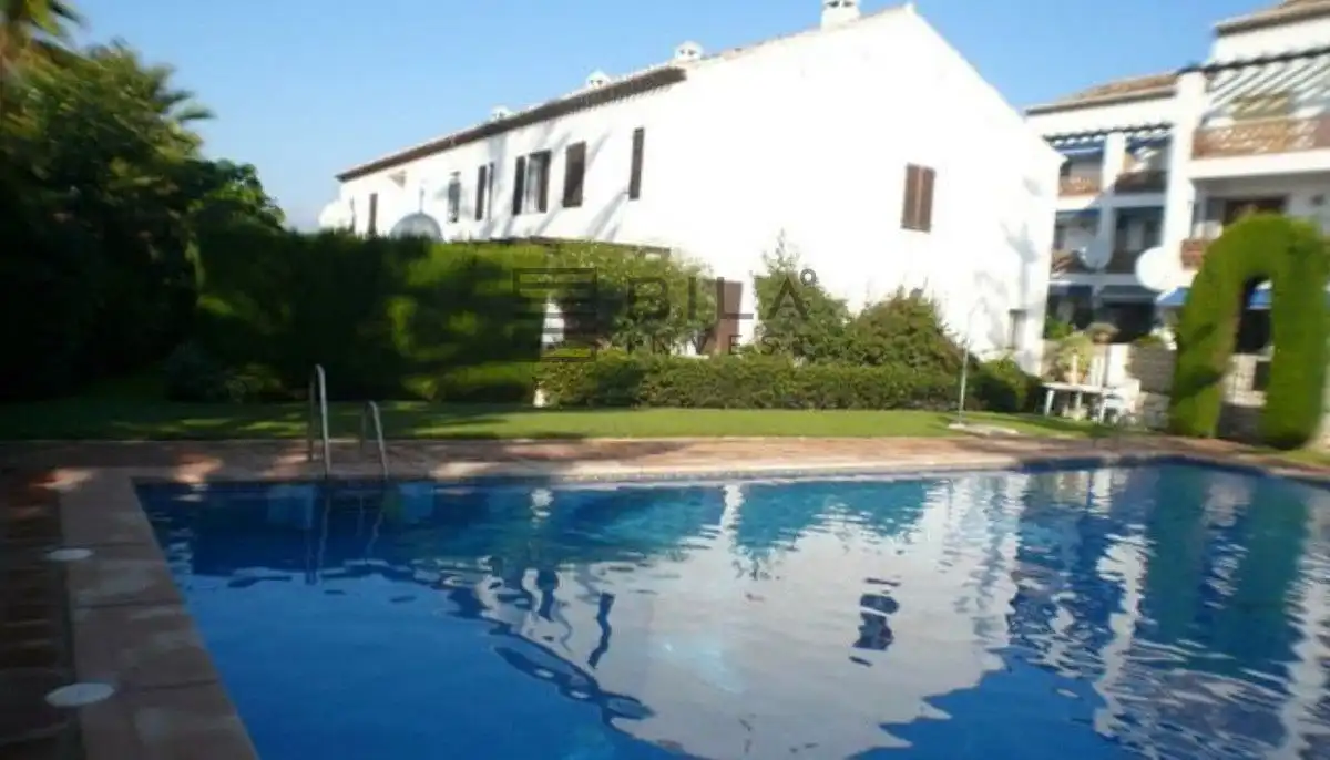 Terraced house with pool for sale in Valle Verde, imagen 34