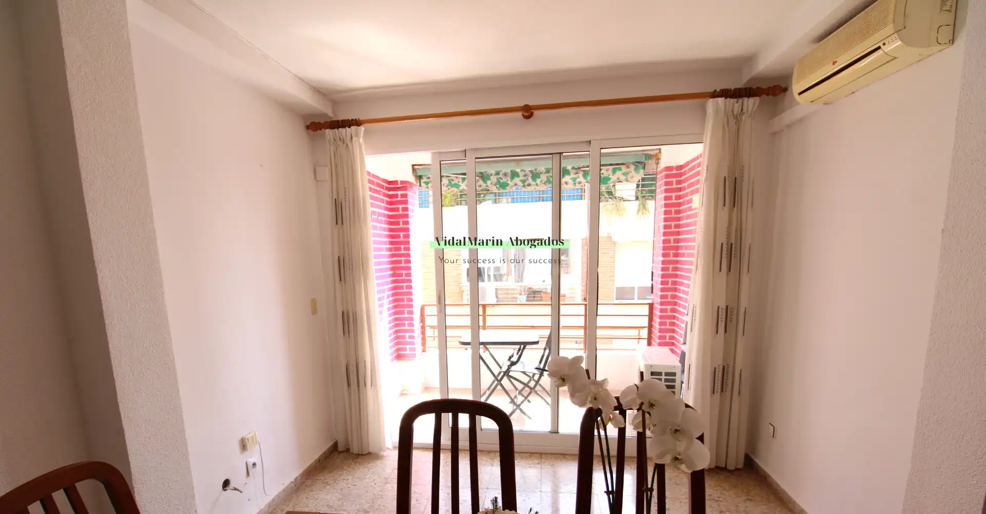 Piso en venta en Alicante / Alacant con Aire acondicionado, Horno y Lavadora