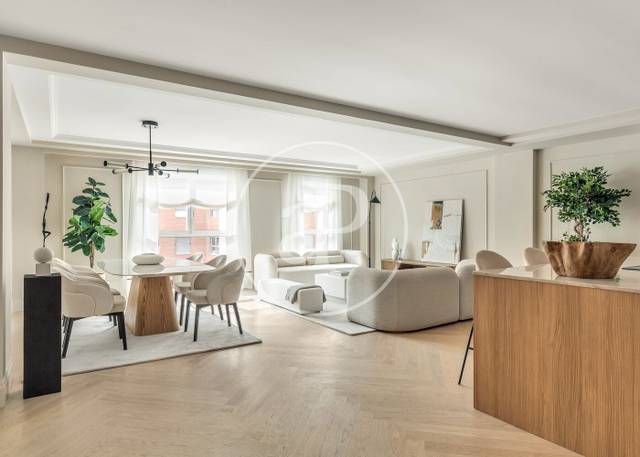 Piso en Venta en Calle de Castelló en Castellana