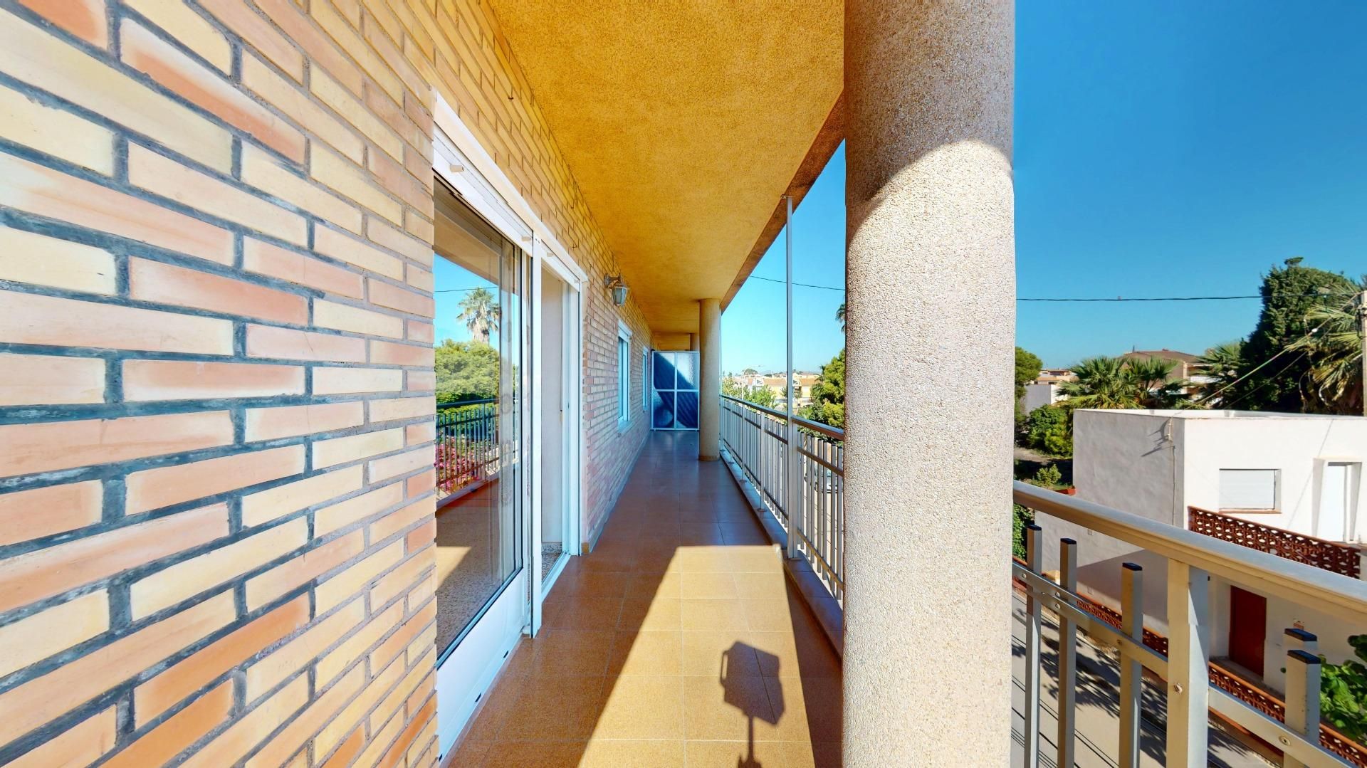 Exterior view of Apartment for sale in Pilar de la Horadada  with Terrace, Balcony and Alarm