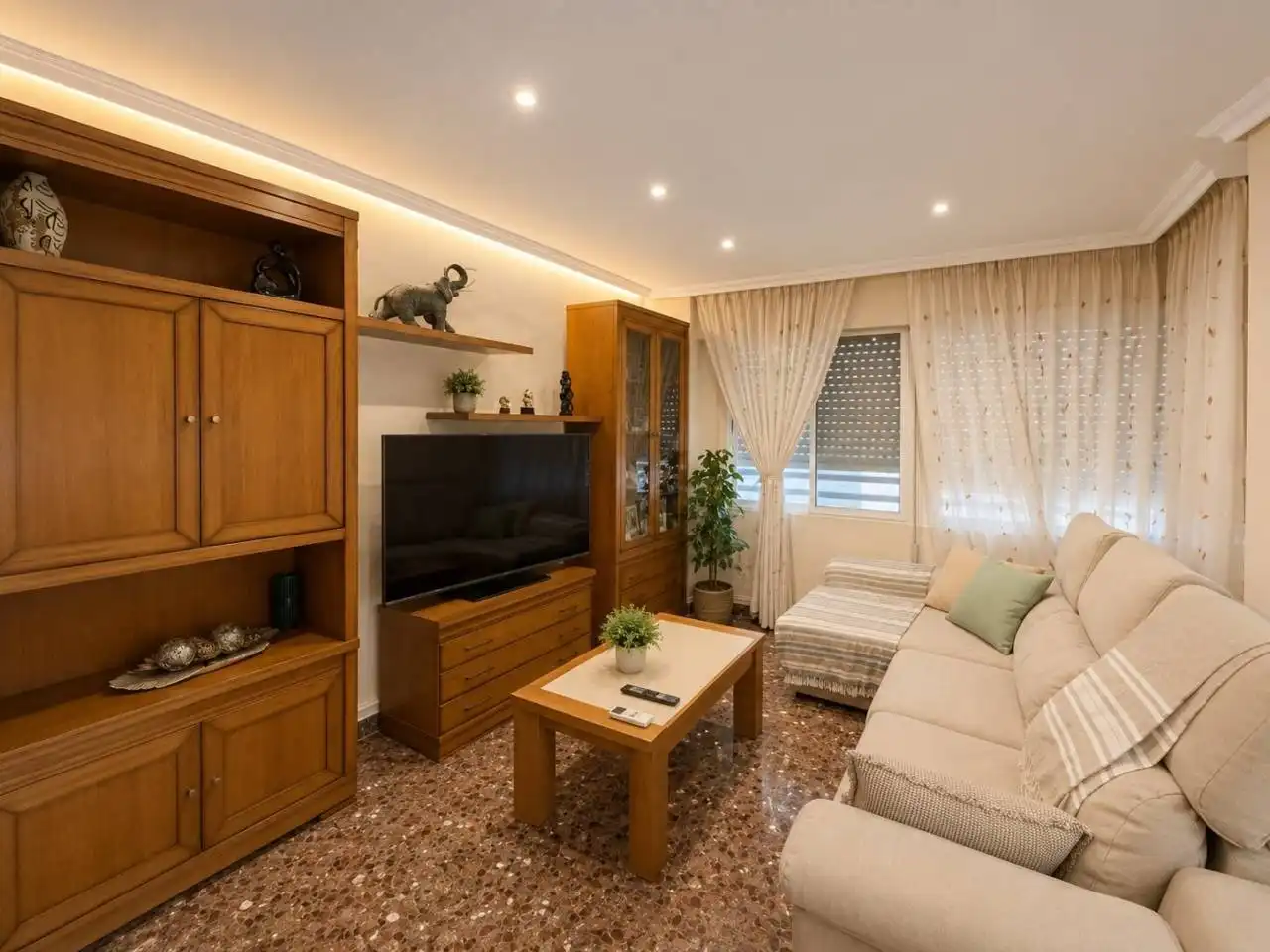 Flat with lift for sale in Calle Peñíscola, imagen 6