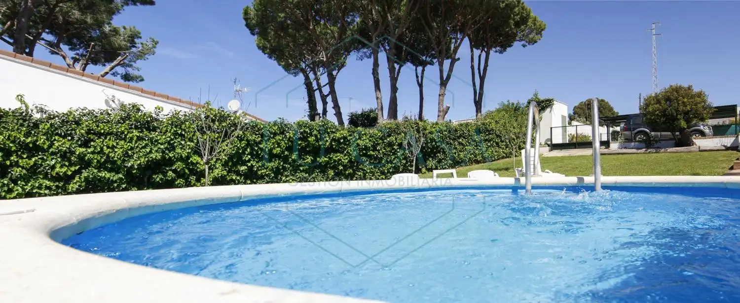 Villa con piscina in affitto a Los Gallos, imagen 4