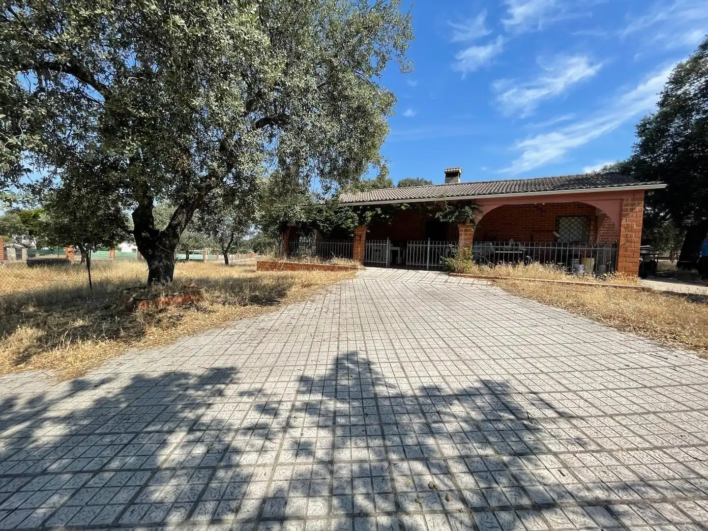 Vista exterior de Casa o xalet en venda en Cáceres amb Traster