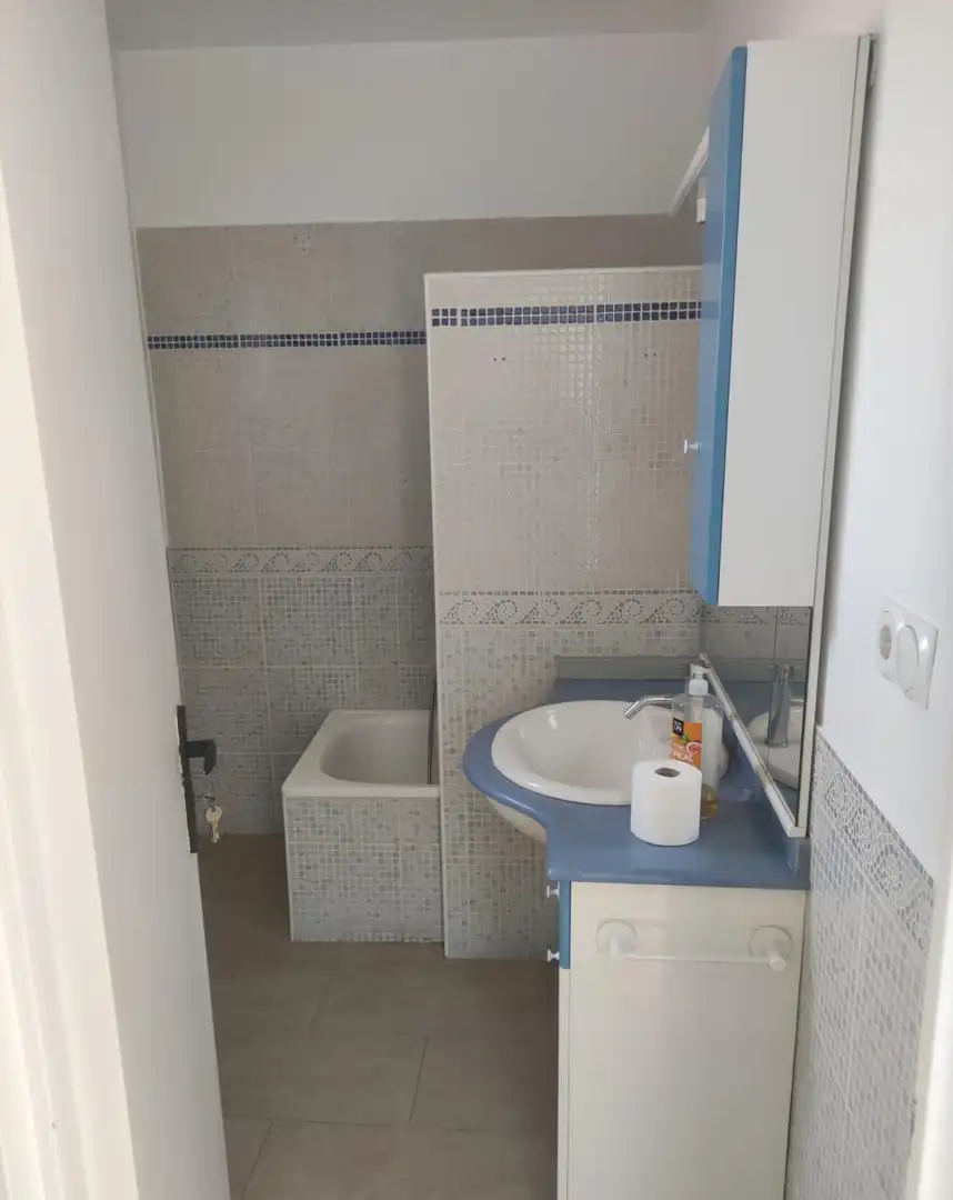 Badezimmer von Wohnung zur Miete in Cartagena