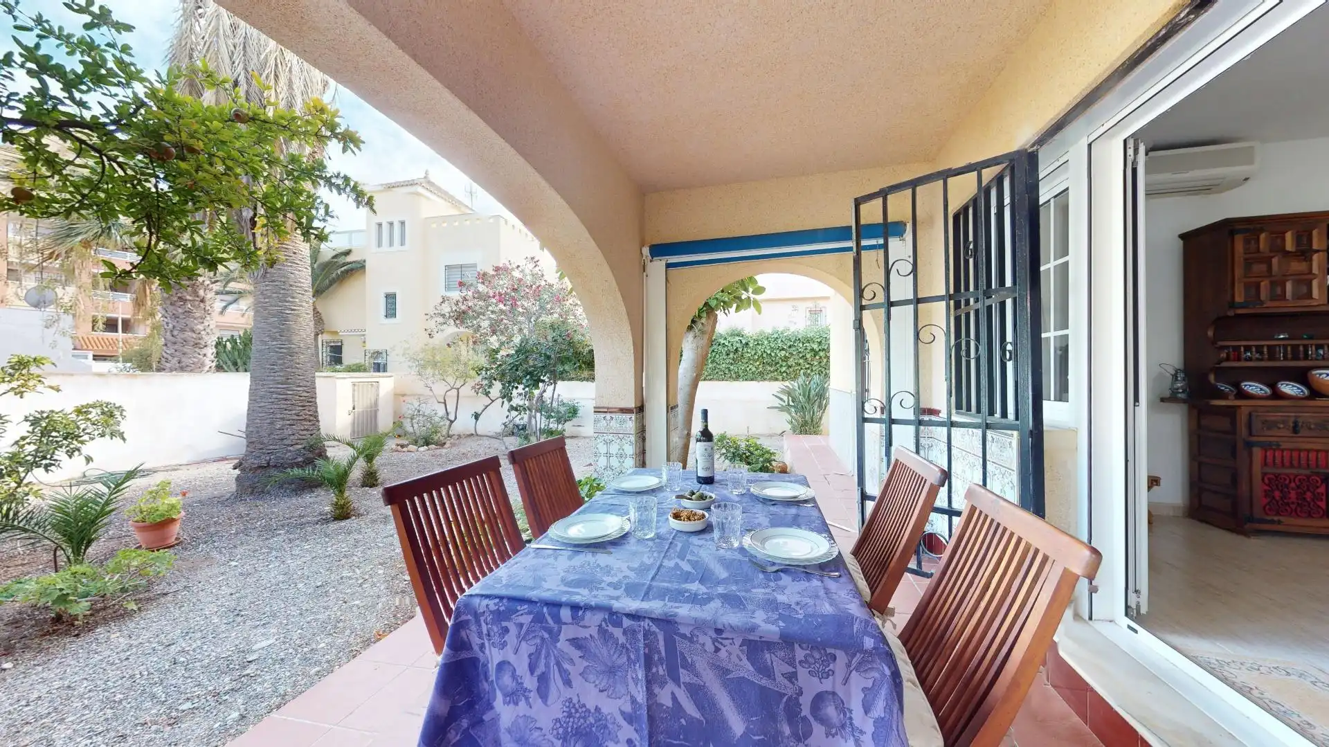 Garden of Houses for sale in Roquetas de Mar