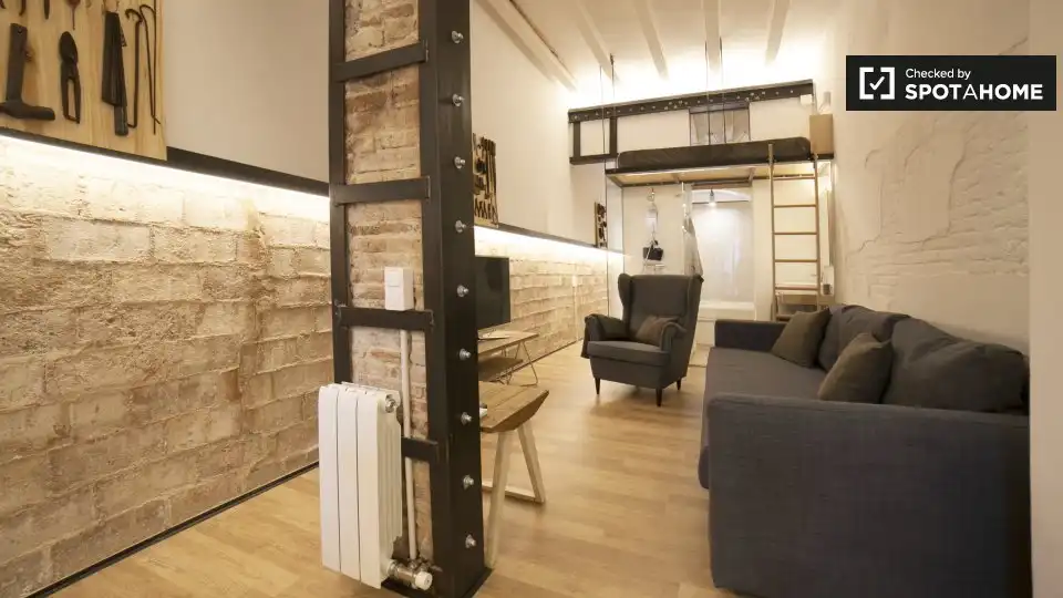 Flat with terrace to rent in Gràcia, imagen 2