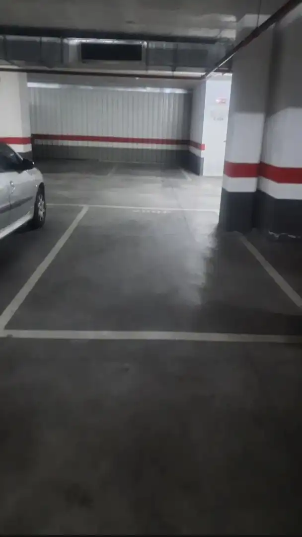 Aparcament de Garatge de lloguer en Sevilla