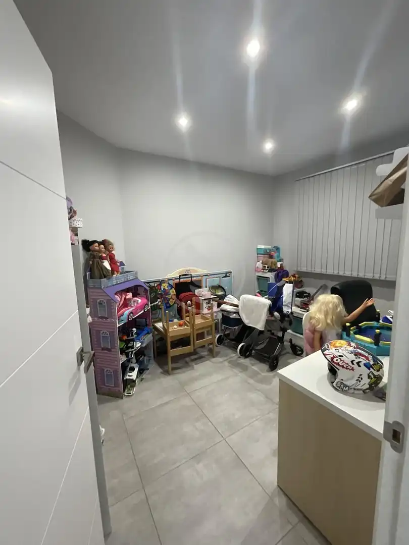 Casa o xalet en venda en Linares amb Aire condicionat, Jardí privat i Piscina