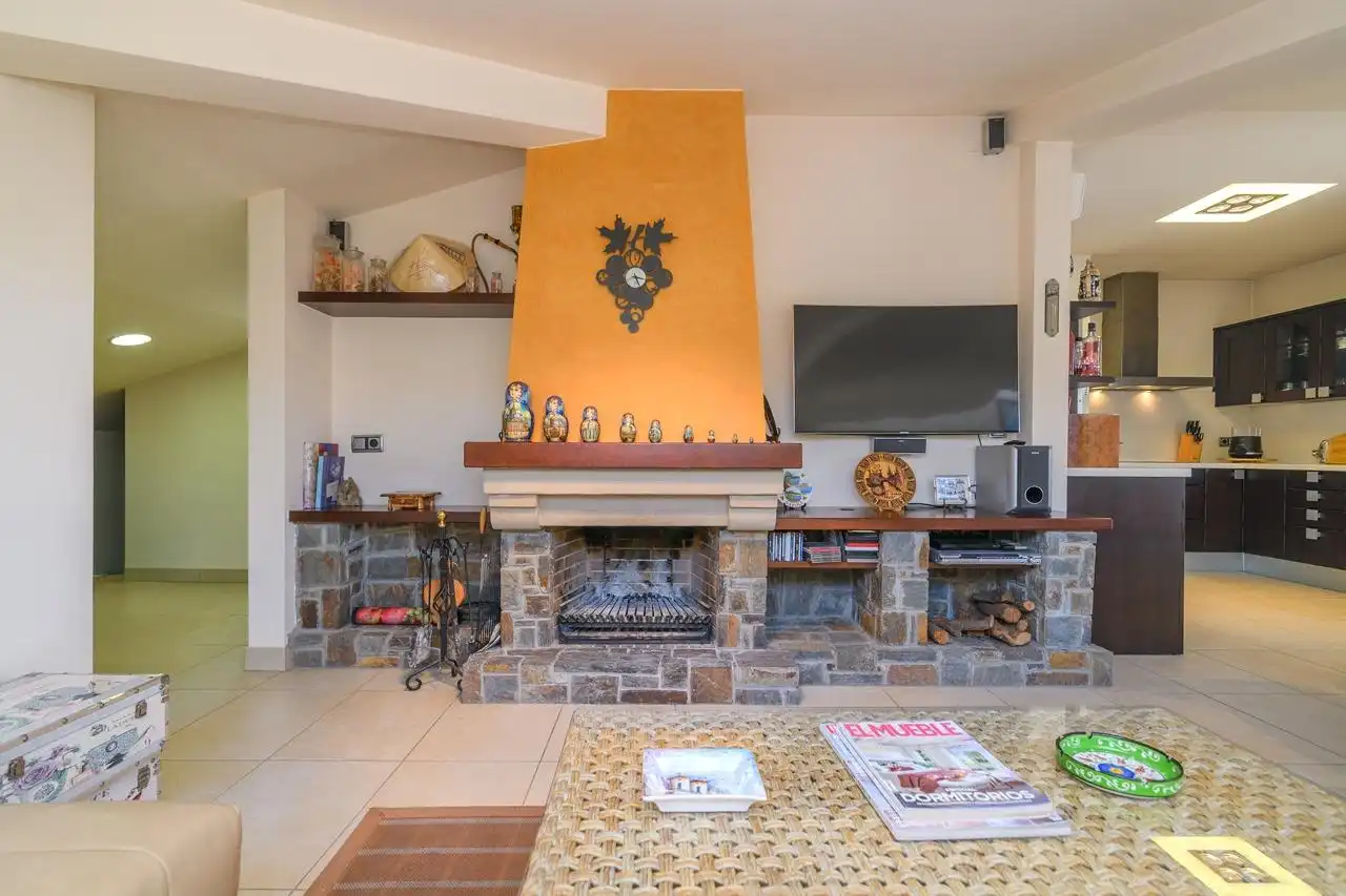 Sala d'estar de Casa o xalet en venda en Sant Joan de Vilatorrada amb Calefacció, Parquet i Terrassa