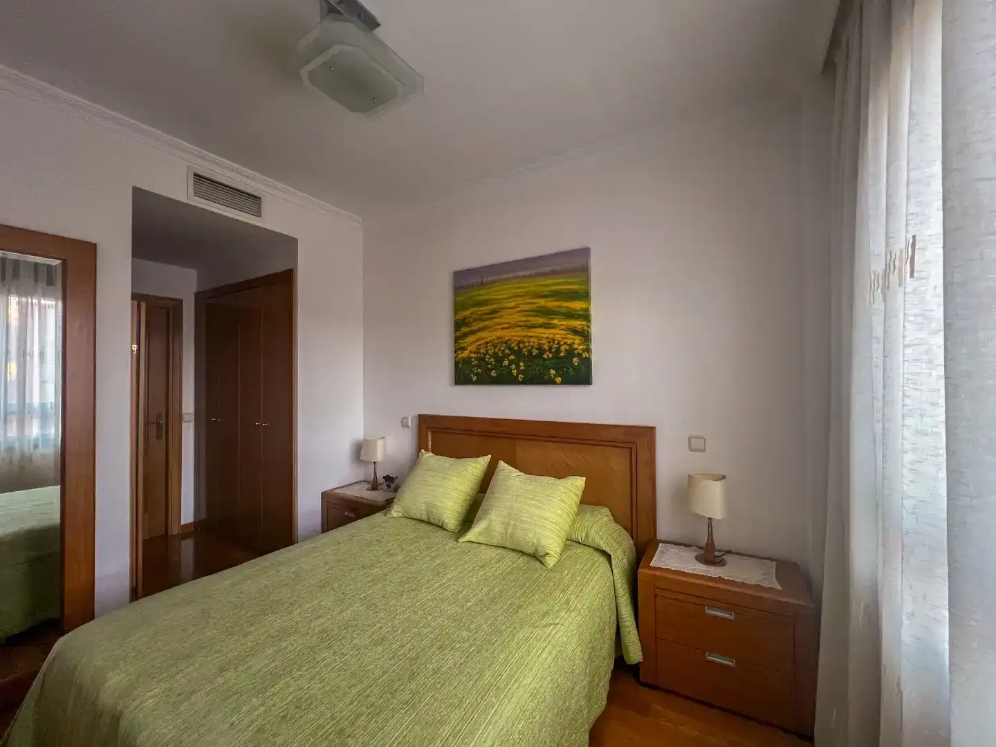 Schlafzimmer von Wohnung zum Verkauf in  Madrid Capital mit Klimaanlage und Schwimmbad