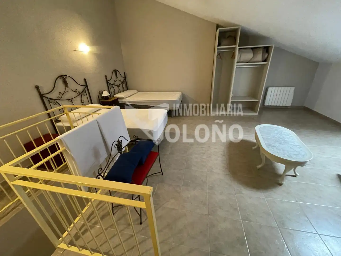 Habitación de Dúplex en venta en Cuzcurrita de Río Tirón con Calefacción, Amueblado y Horno