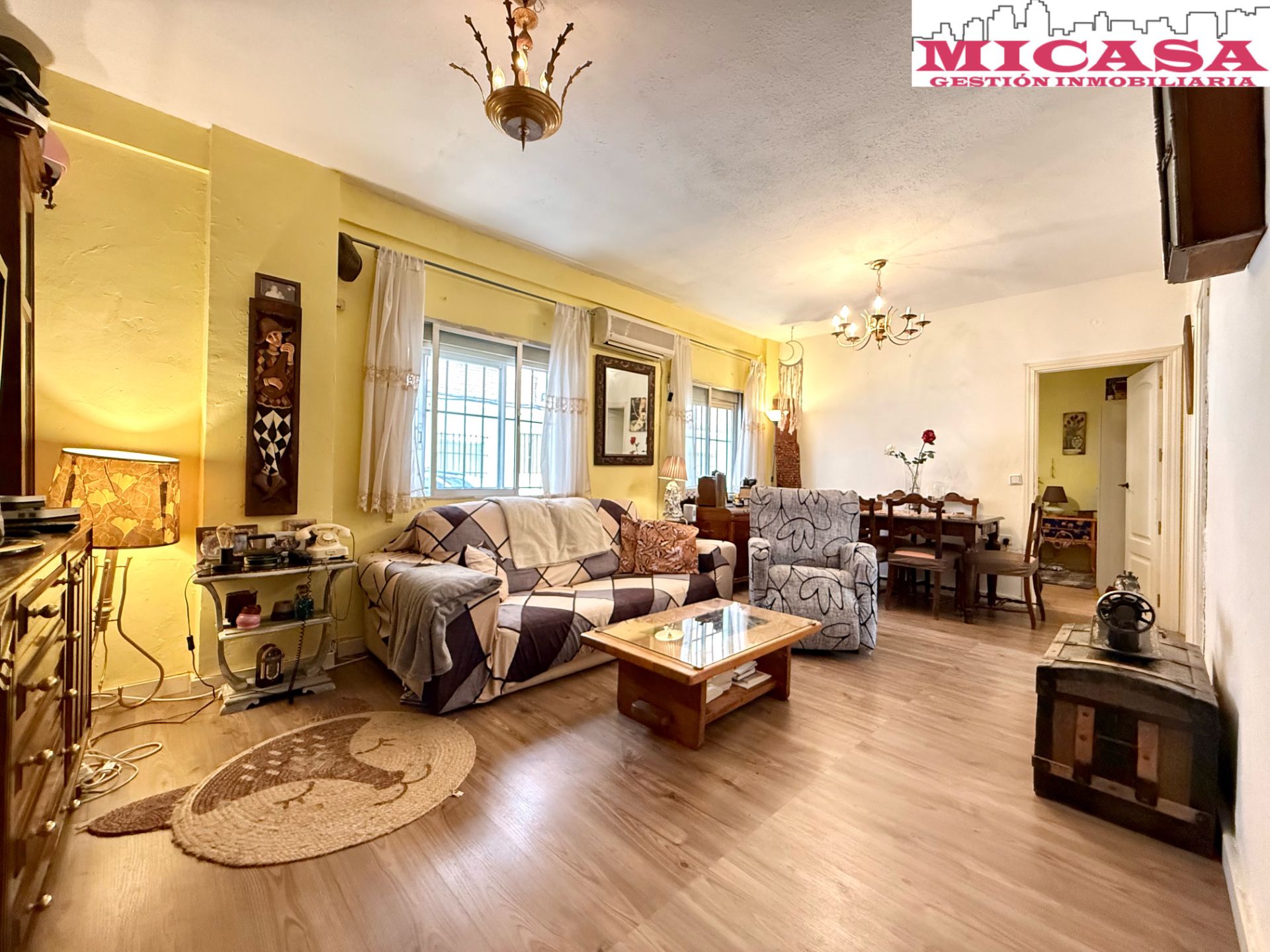Living room of Flat for sale in Alcobendas  with Air Conditioner, Heating and Terrace