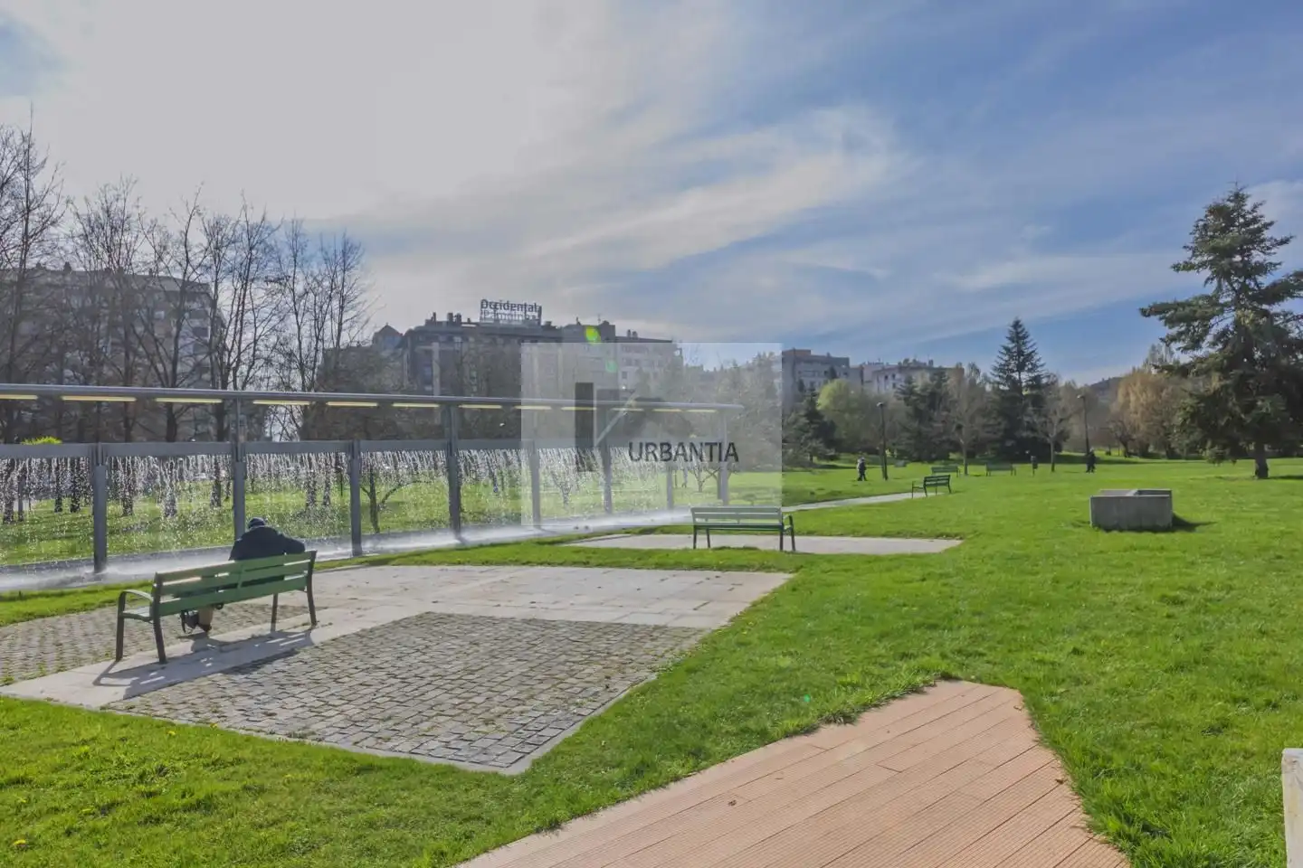Jardín de Piso en venta en  Pamplona / Iruña con Calefacción, Parquet y Terraza