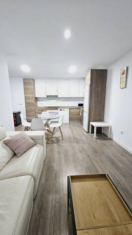 Apartamento en Alquiler en Avinguda de la Costa Blanca, 18 en Cabo de las Huertas