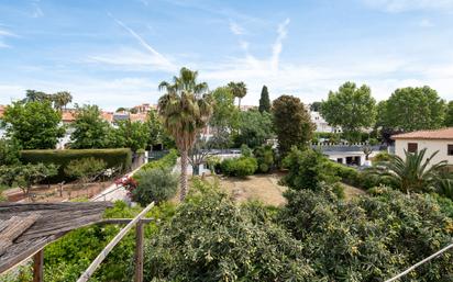 Jardí de Casa o xalet en venda en Huétor Vega amb Aire condicionat, Jardí privat i Terrassa