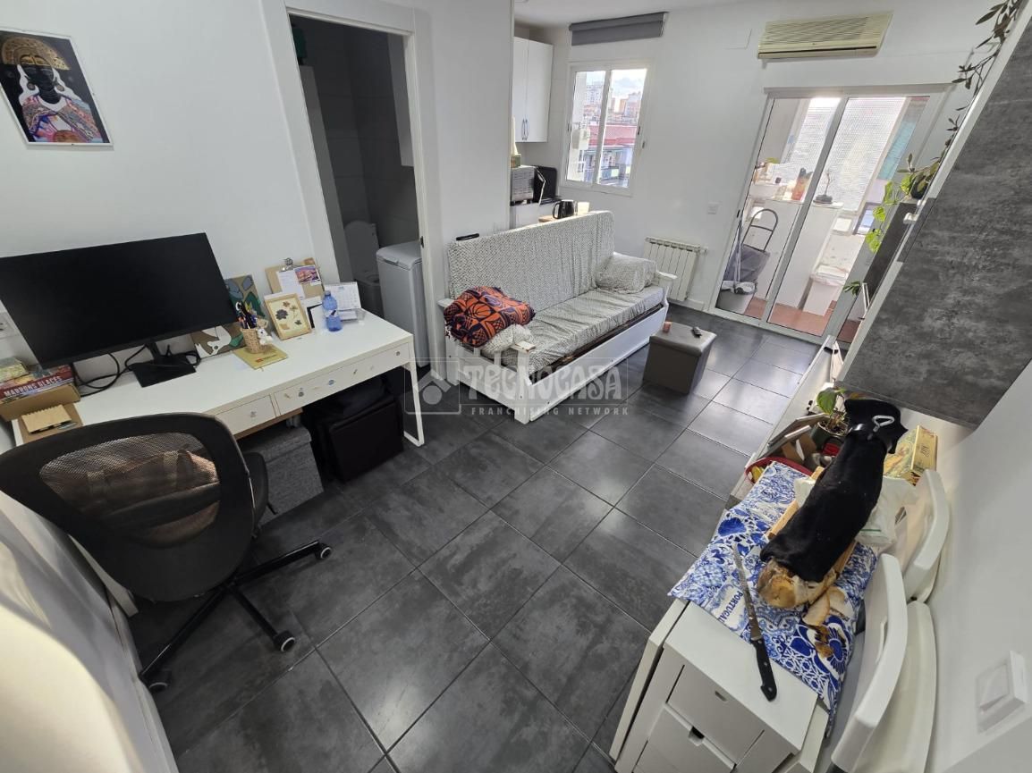 Bedroom of Flat for sale in  Madrid Capital  with Air Conditioner, Heating and Terrace