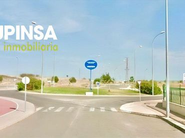 Terrenos y solares en venta en Corts Valencianes