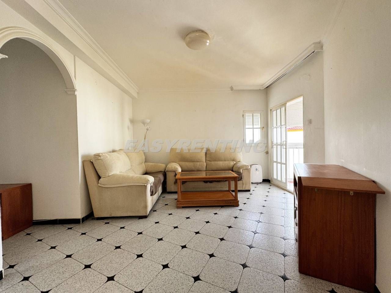 Sala d'estar de Pis en venda en San Roque amb Moblat i Balcó