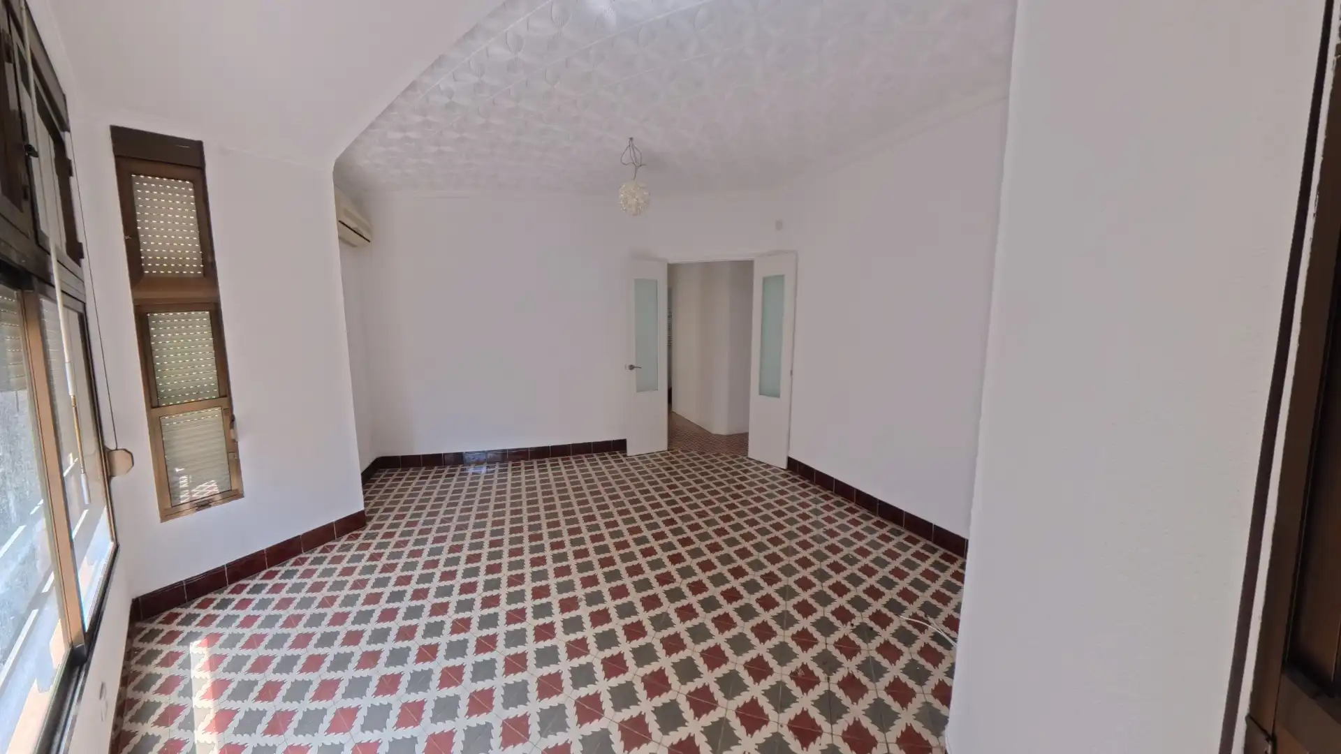 Wohnung zur Miete in Carrer Berenguer de Marquina, Mercado