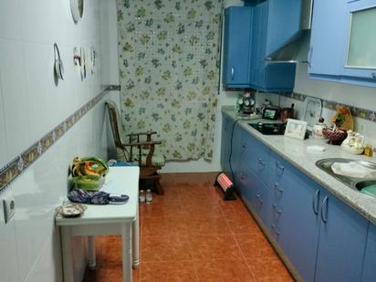 Cuina de Casa o xalet en venda en  Córdoba Capital amb Moblat