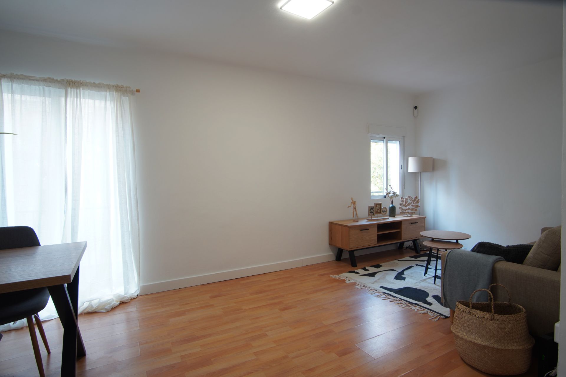 Sala d'estar de Pis en venda en  Barcelona Capital amb Moblat