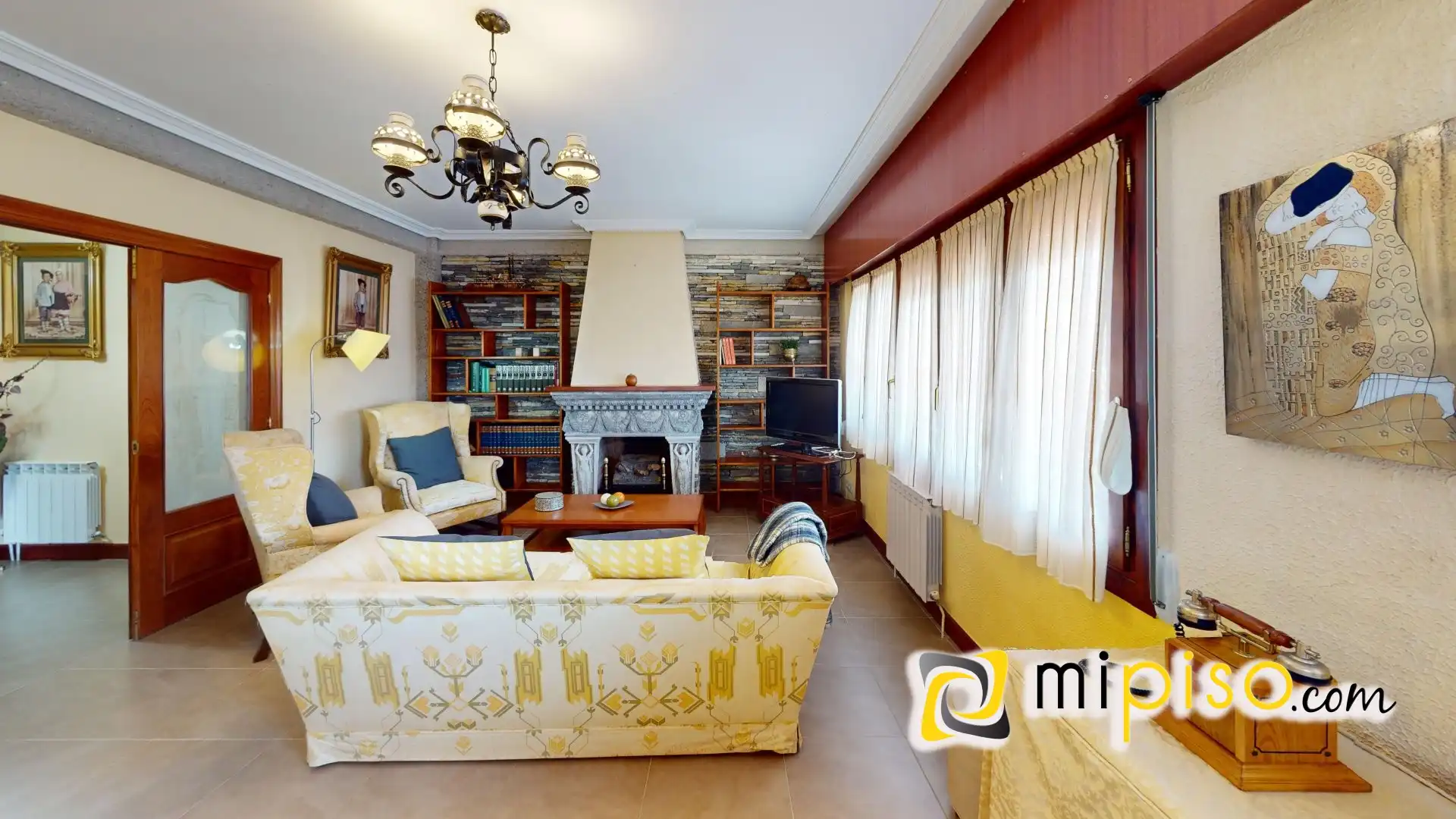 Sala de estar de Casa o chalet en venta en Santoña con Calefacción