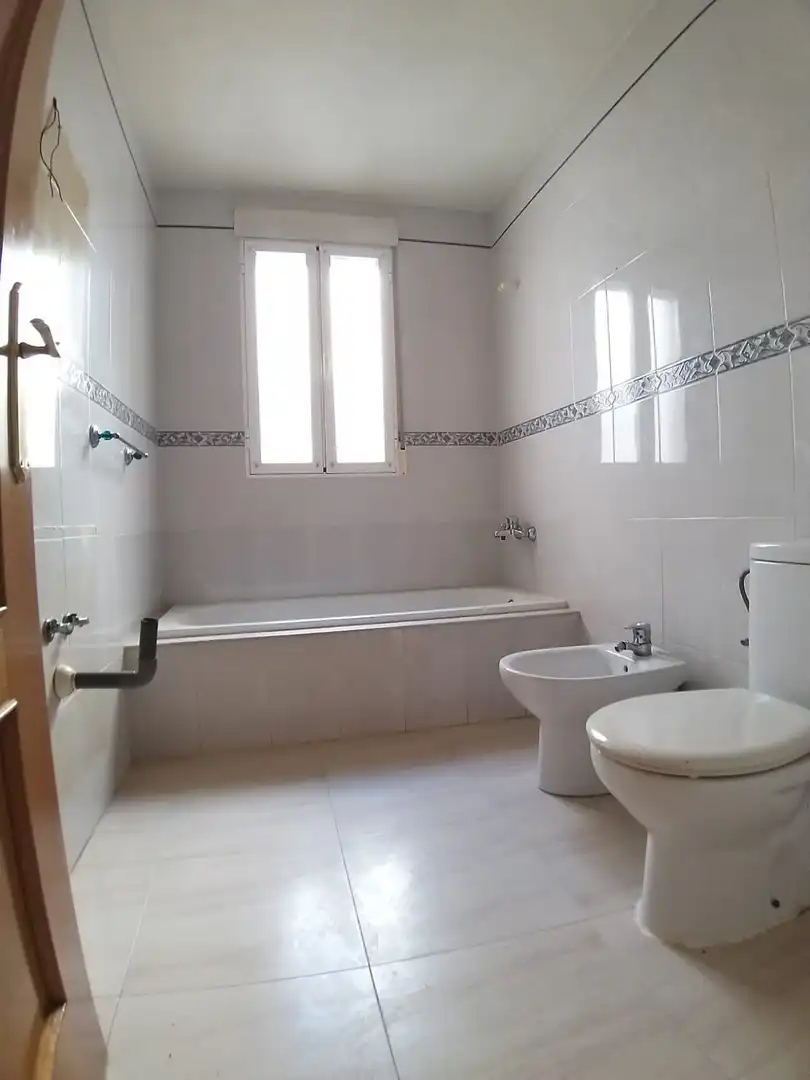 Badezimmer von Wohnung zum Verkauf in Los Yébenes