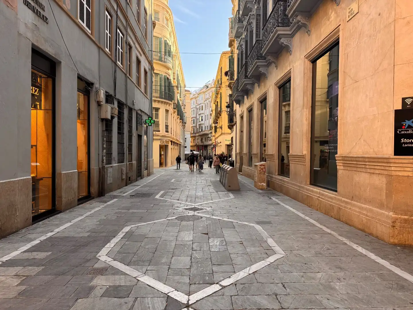 Exterior view of Commercial properties for rent in Málaga  with Air Conditioner