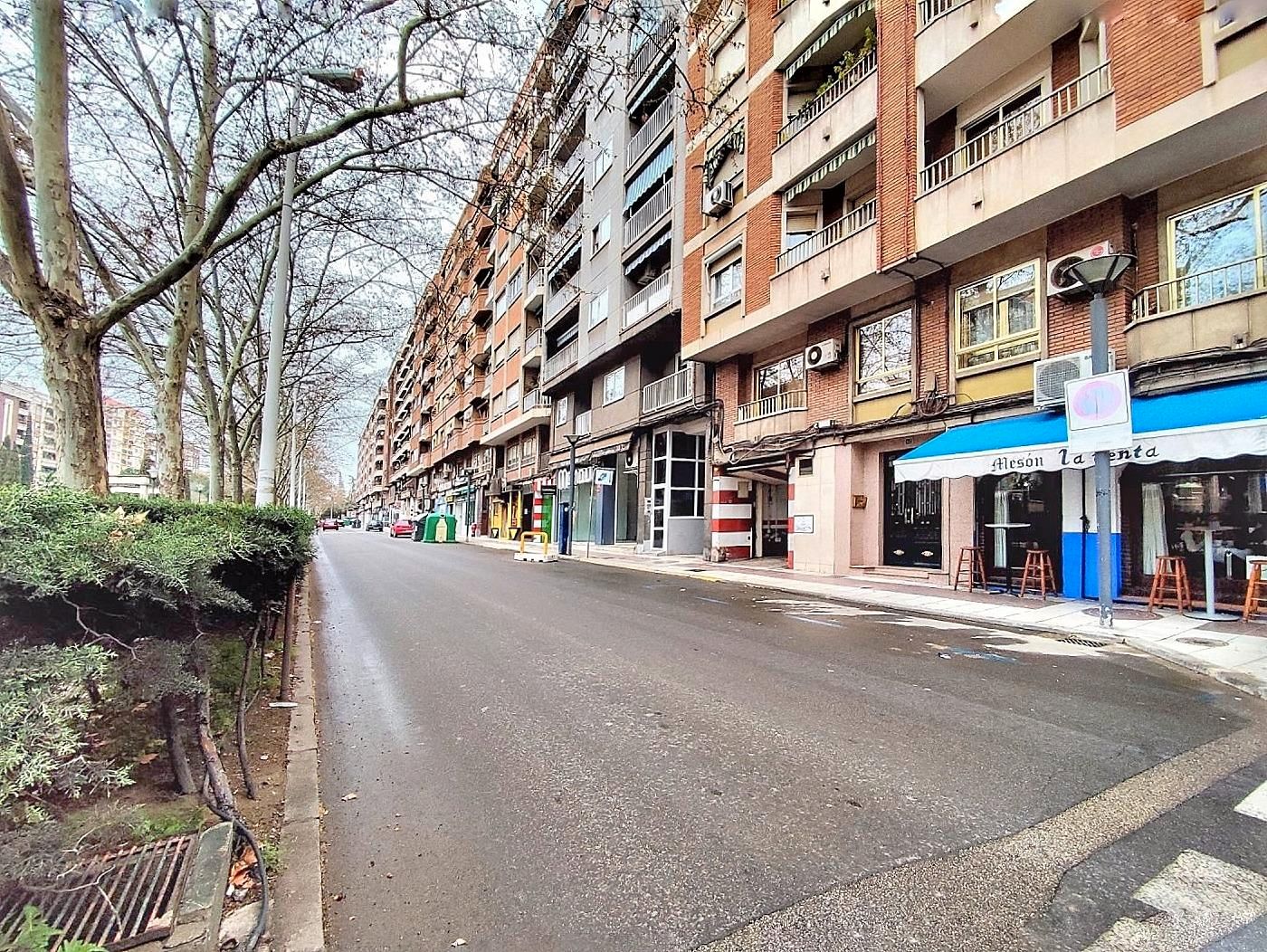 Exterior view of Garage for sale in Puertollano